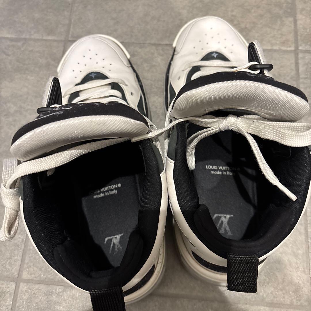louis vuitton LVトレイナー2ライン　スニーカー　uk7.5