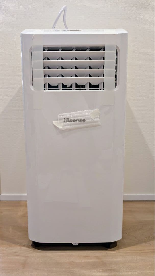 【未使用】Hisense 窓用エアコン ホワイト　HPAC-22G