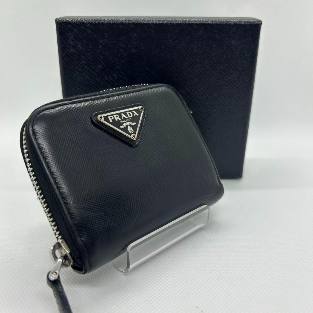 【美品】プラダ コンパクト財布 ケース レザー ラウンドファスナー 黒