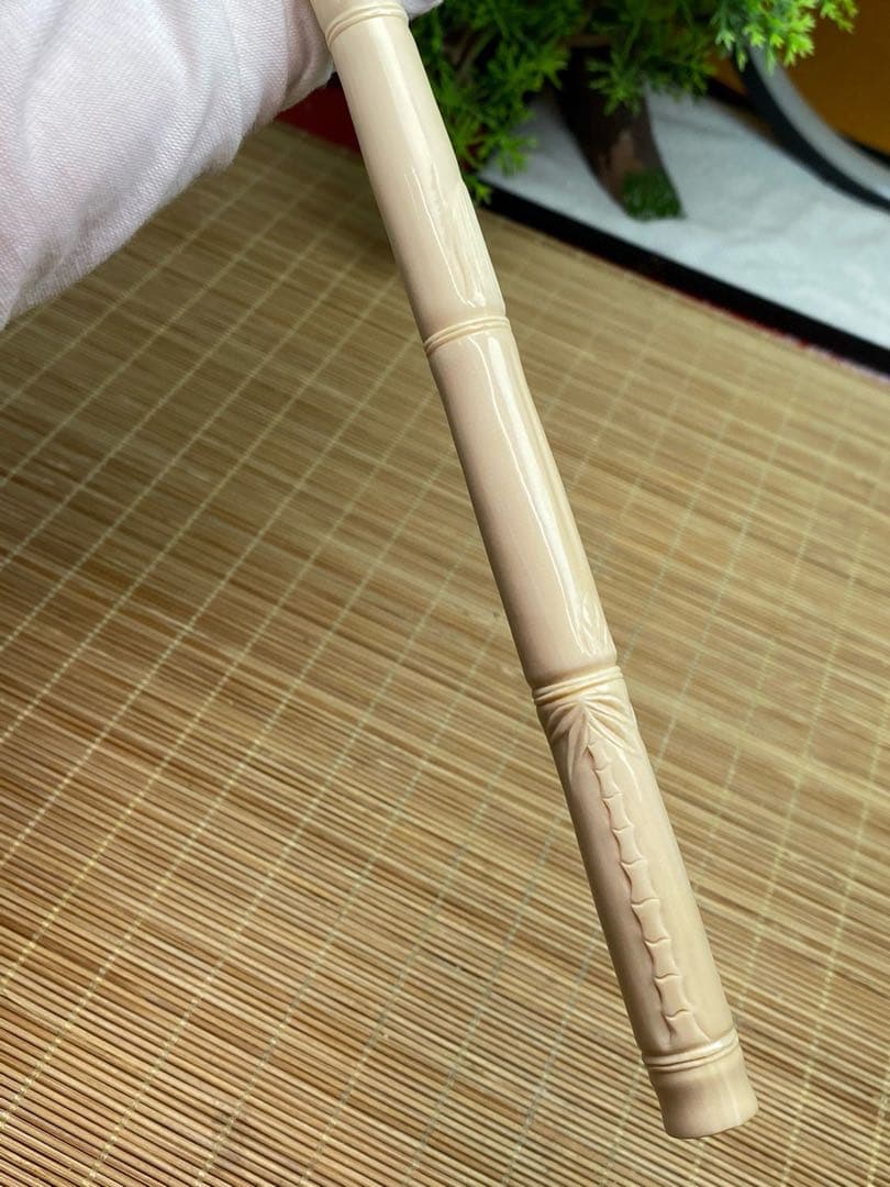 天然マンモス牙美しい手作り彫刻　1孫の手　痒み搔き棒