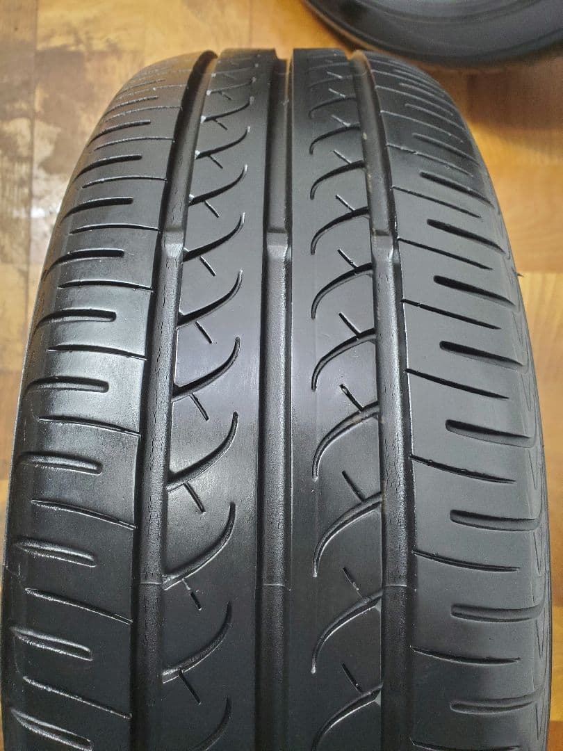 205/60R16 夏タイヤ ラジアル ヨコハマ ブルーアース