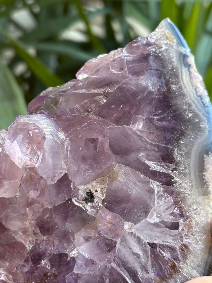 ウルグアイ産　極太ラベンダーアメジストスライス　872g 台座付き　ワイルド