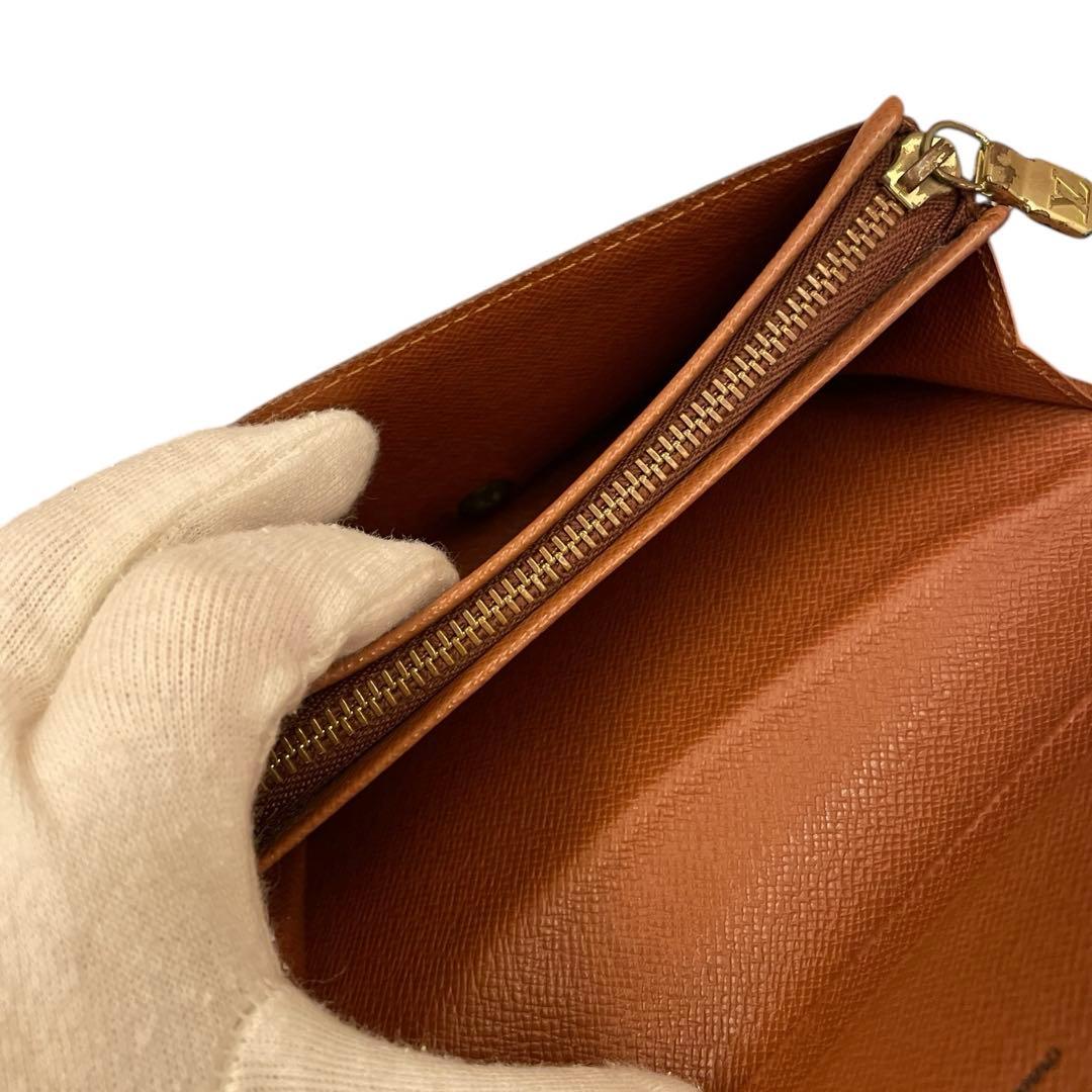 【未使用級】ルイヴィトン　二つ折り財布　モノグラム　ポルトモネ　M61730