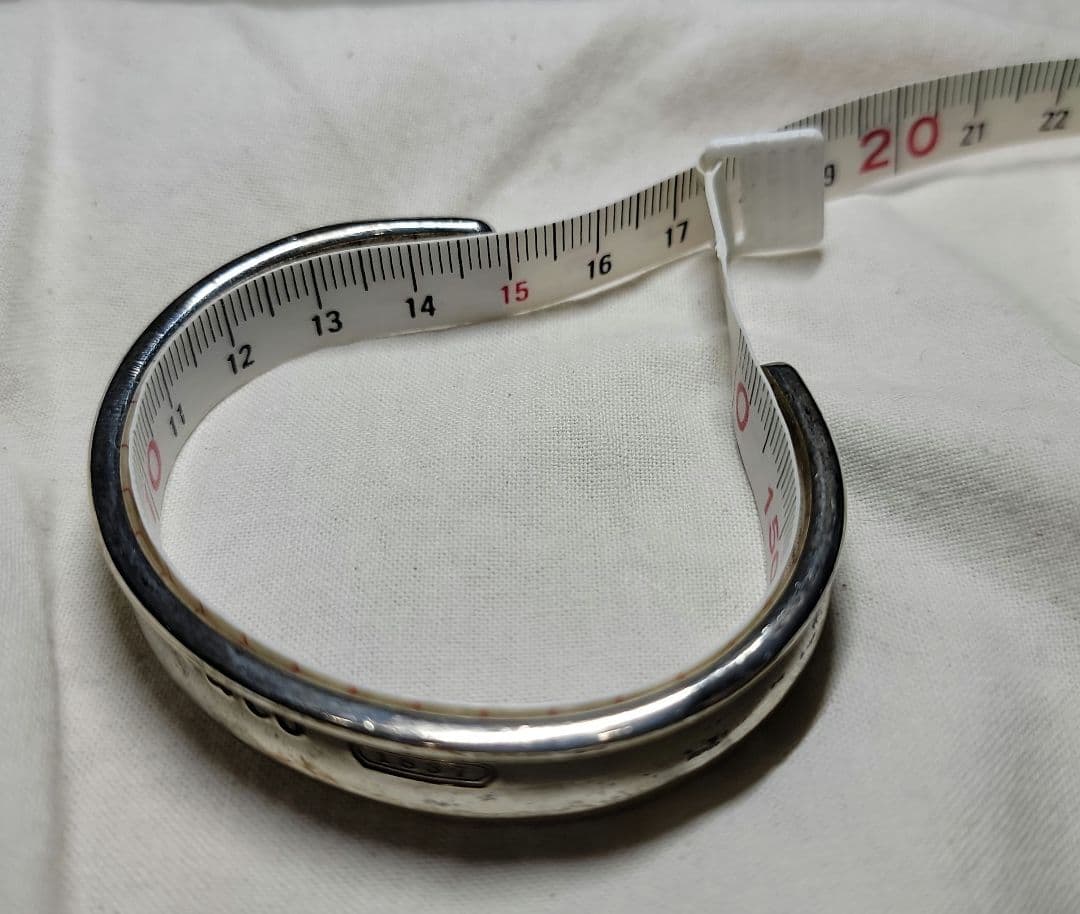 天天さんへ値下げ　Tiffany & Co. 1997 バングル