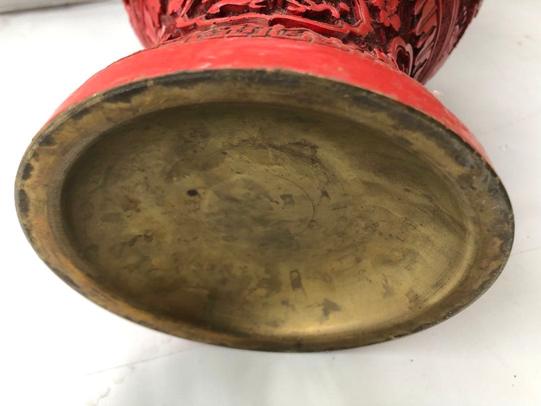 中国美術 人物彫文堆朱花瓶 高48cm 銅製 細密細工 花文 骨董(I95)