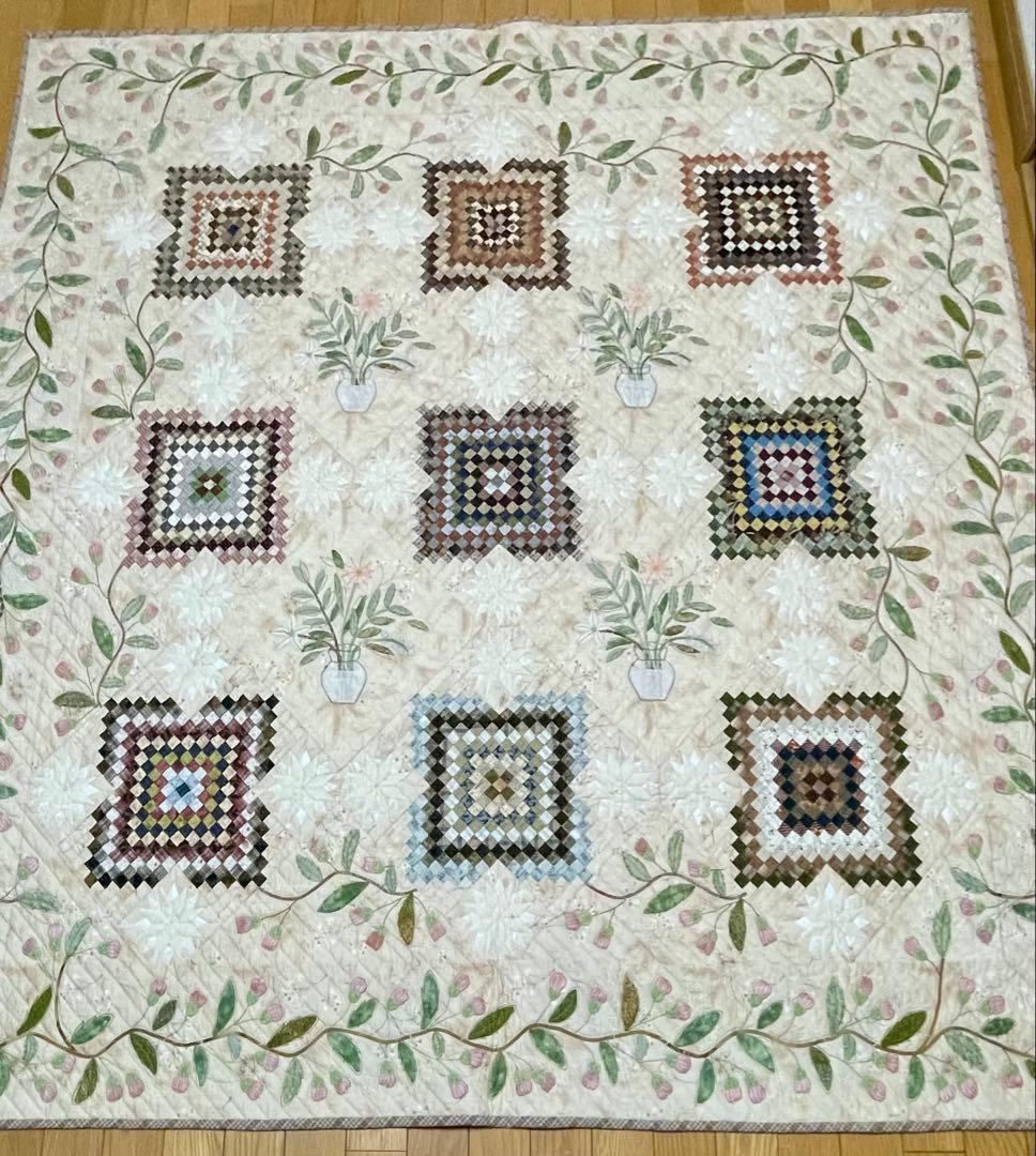 パッチワークキルト　タペストリー