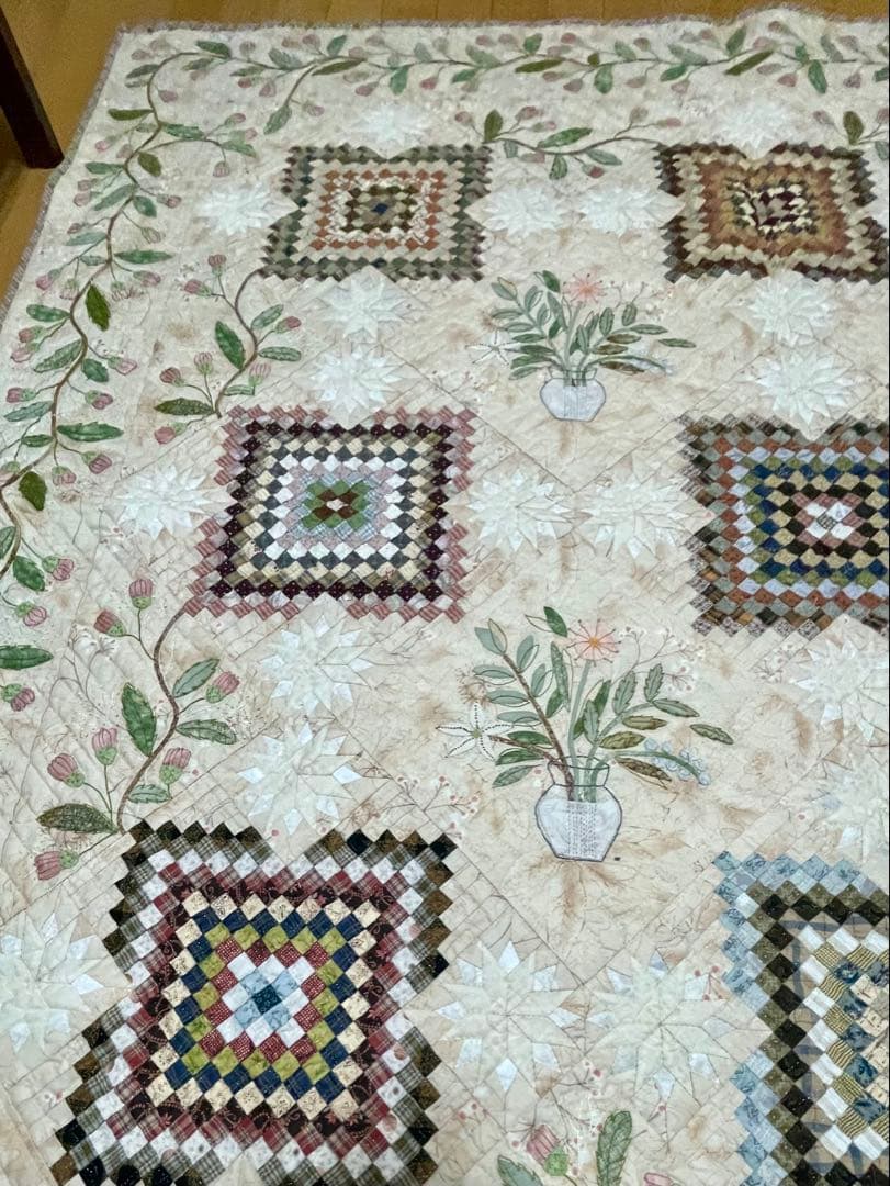 パッチワークキルト　タペストリー