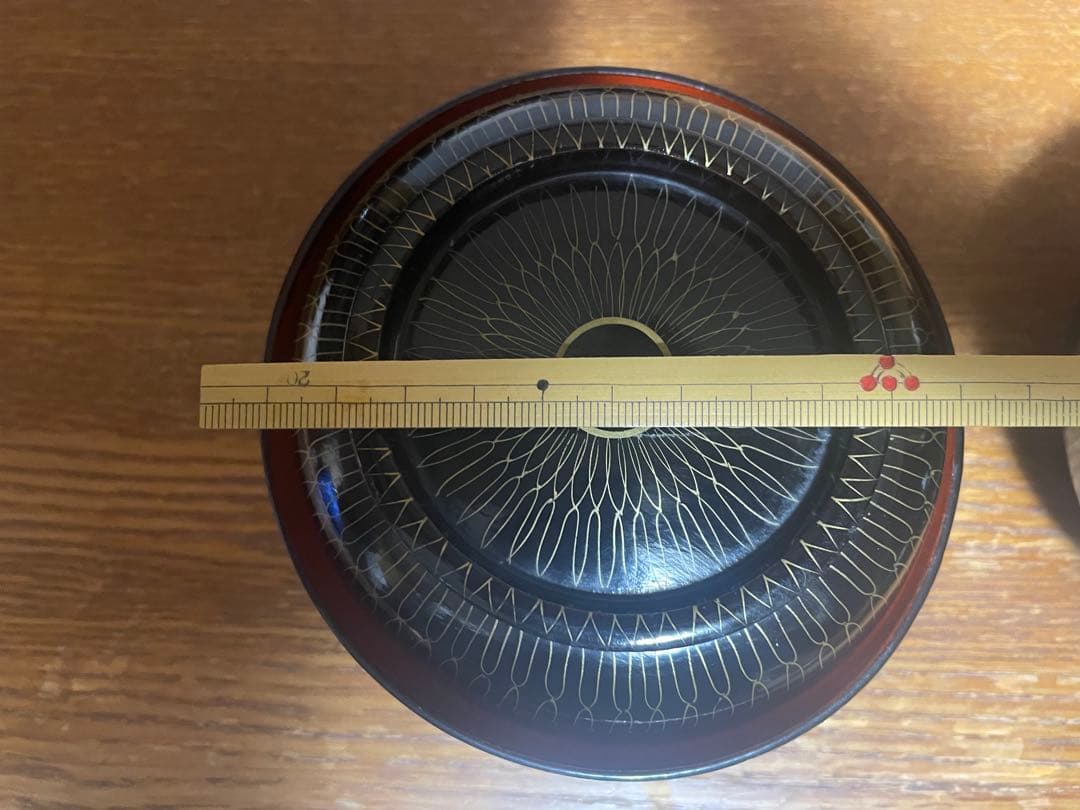 赤と黒の蓋つき煮物椀4個セット 100年以上前のもの 伝統品