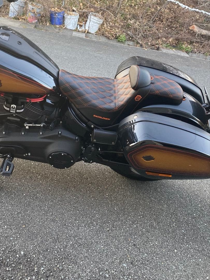 Saddlemen Proシリーズ SDCパフォーマンスグリッパーシート