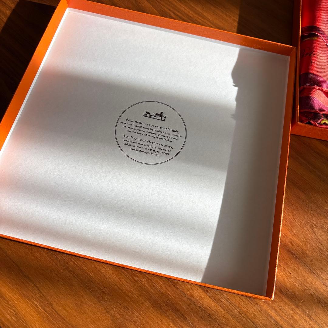 HERMÈS カレ　美品