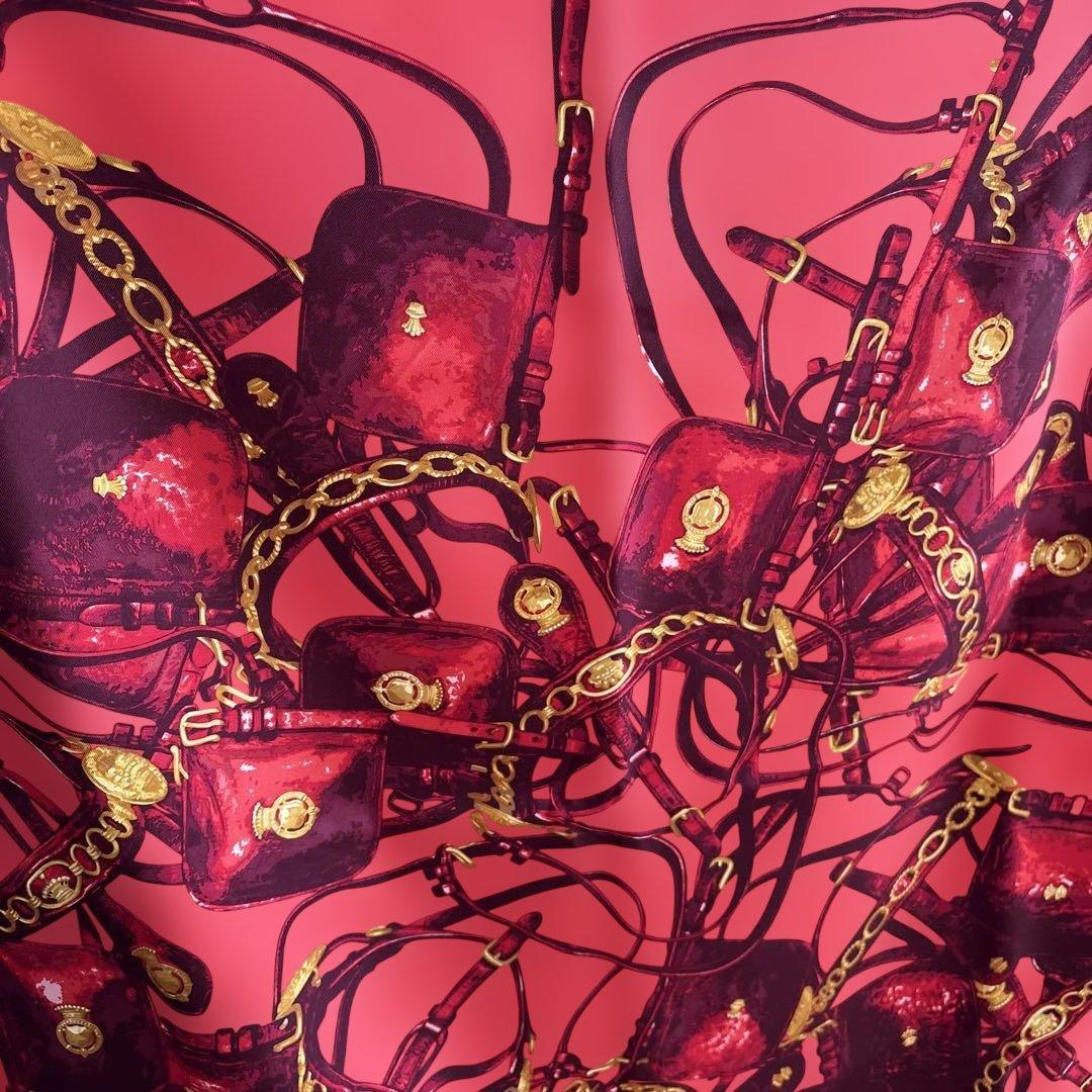 HERMÈS カレ　美品