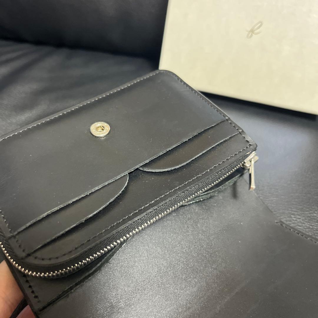 フォルメ　コードバン　レザー二つ折り財布（箱付き）