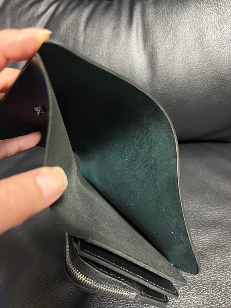 フォルメ　コードバン　レザー二つ折り財布（箱付き）