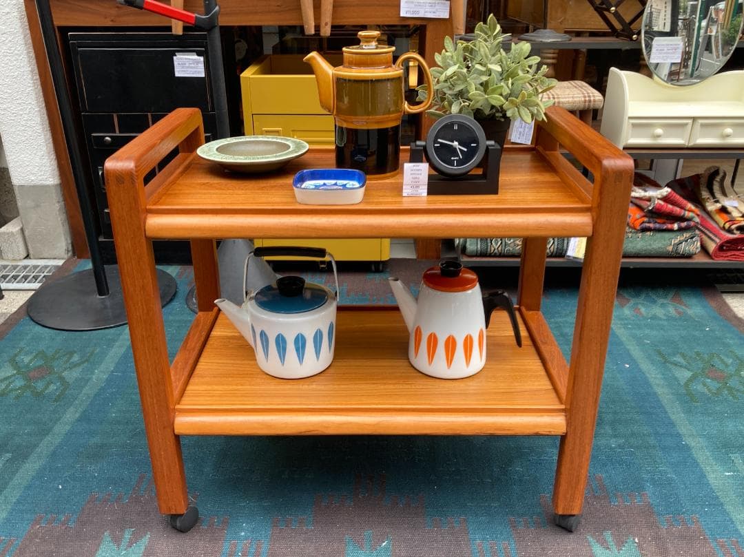 北欧ヴィンテージ☆SALLING STOLEFABRIK 社／ワゴン／チーク材