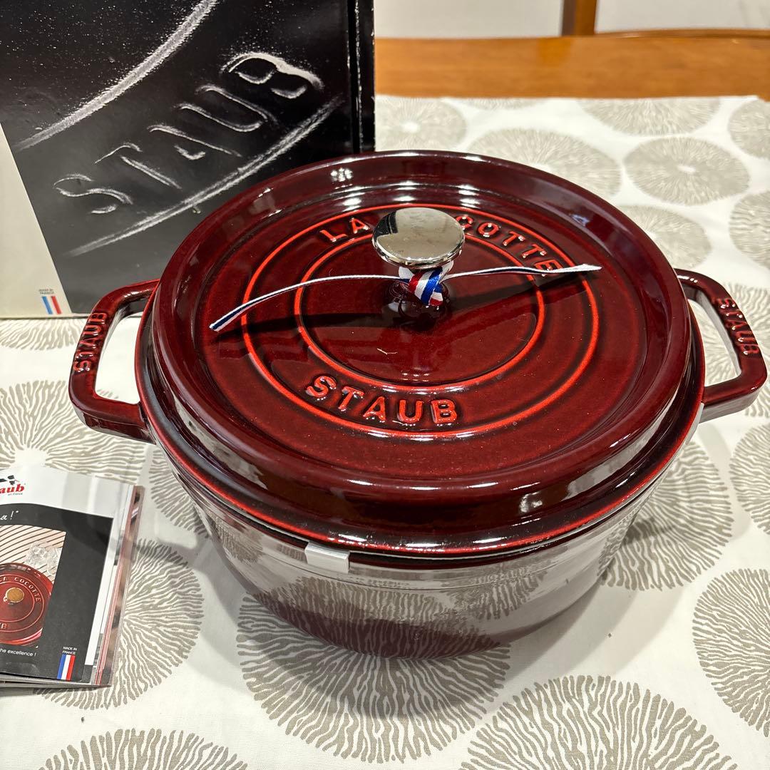 staub ストウブ ピコ ココット ラウンド 24cm グラナディンレッド