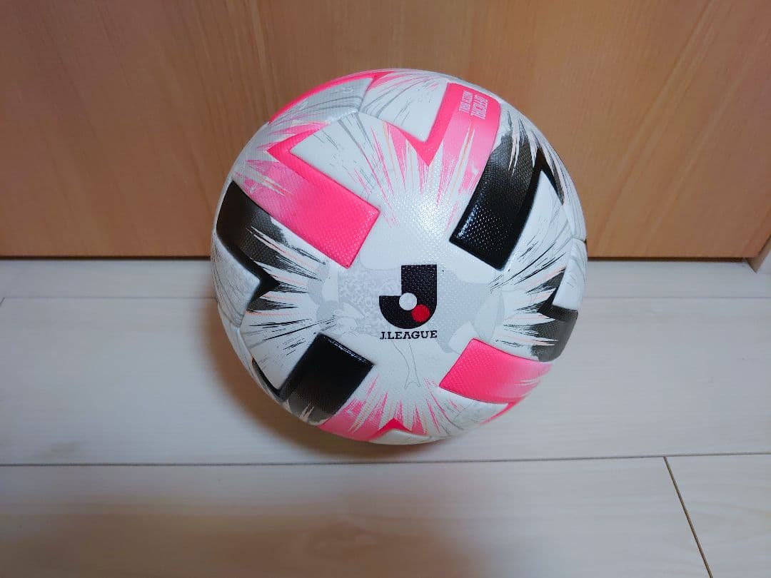 【非売品】adidas アディダス 「TSUBASA」5号球 Jリーグロゴ入り