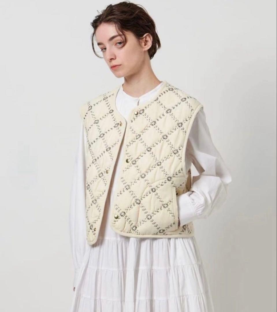 【新品タグ付き】2025AW Pheeta Paula ベスト