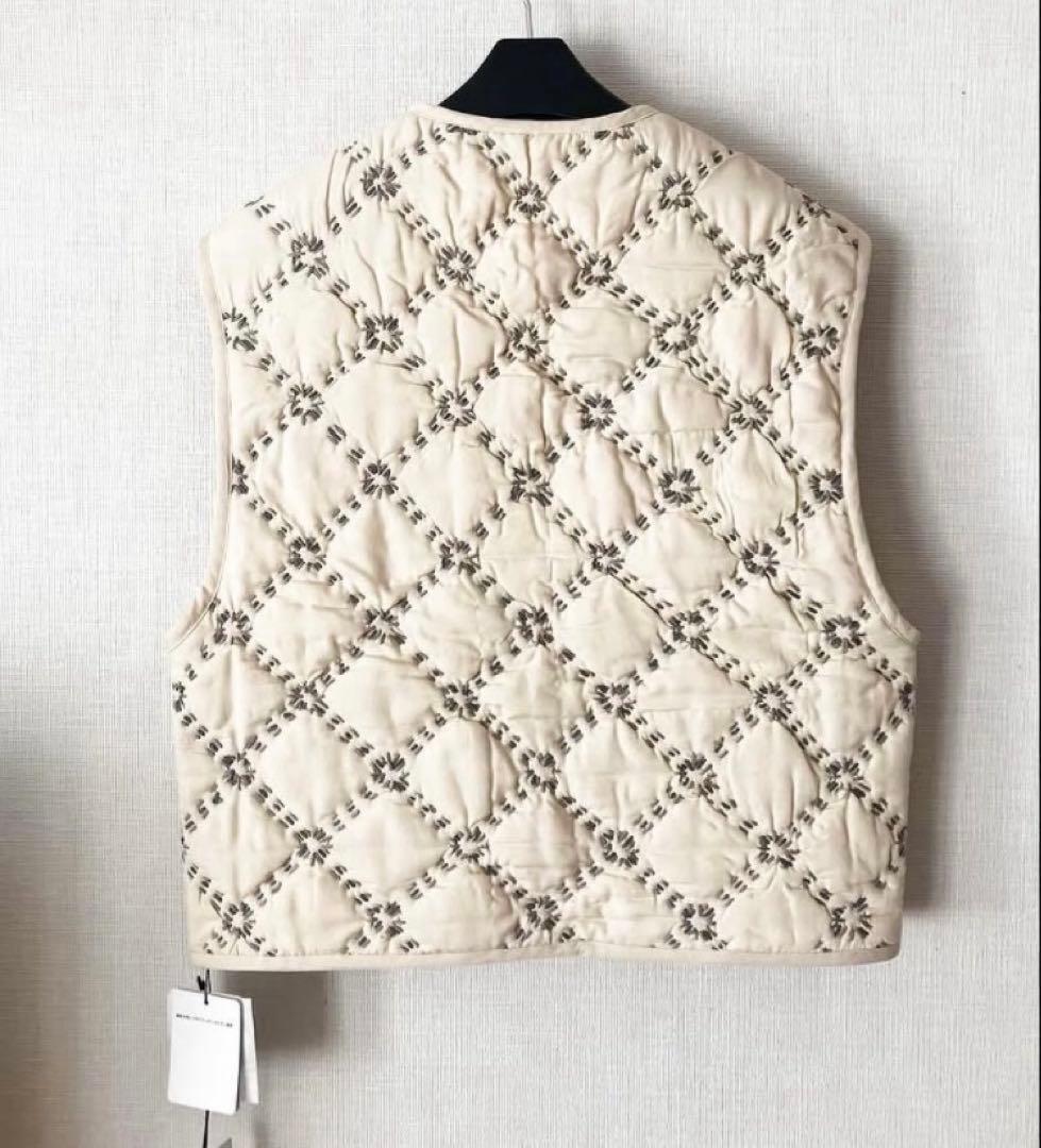 【新品タグ付き】2025AW Pheeta Paula ベスト