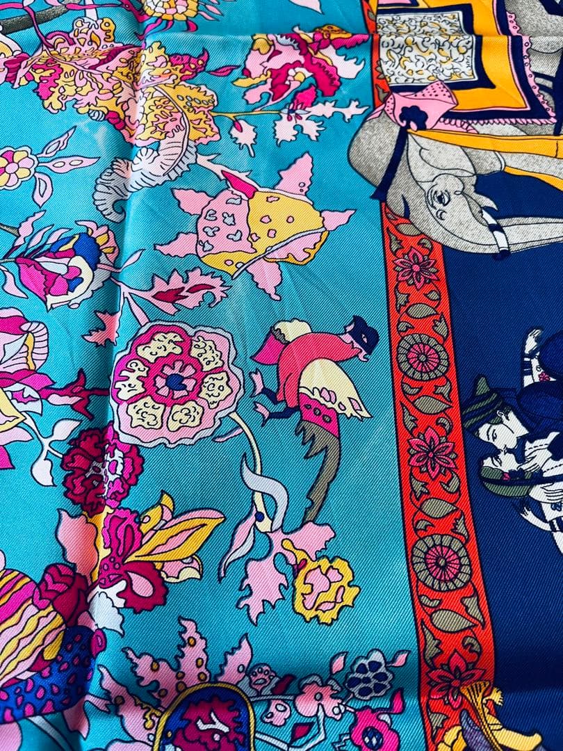 HERMES エルメス カレ90 眩惑のインド　シルク　スカーフ