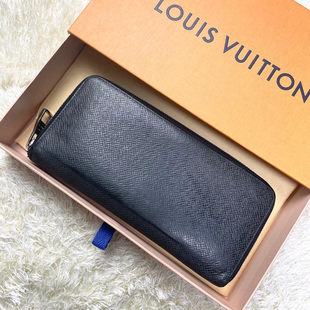 ルイヴィトン ジッピーウォレット ヴェルティカル タイガ ダークグレー