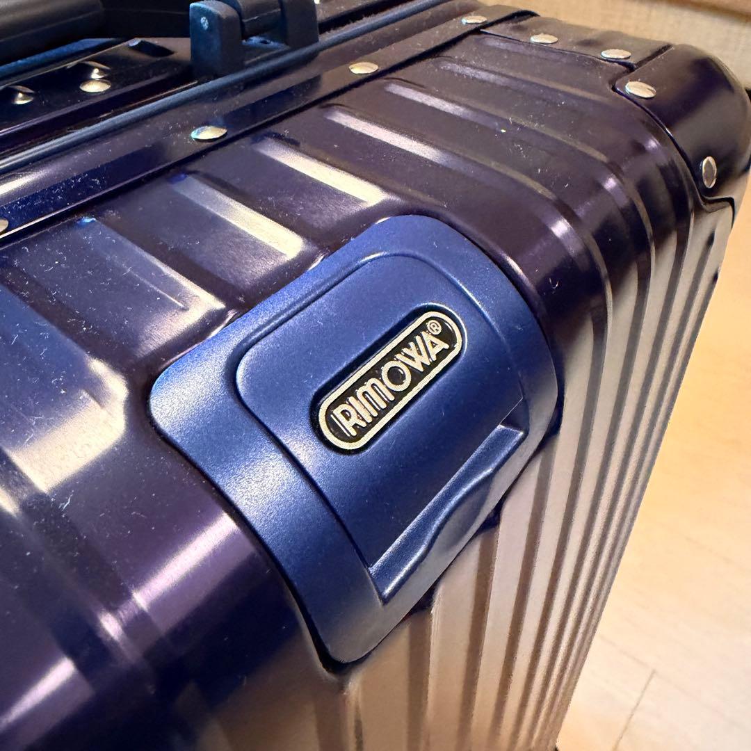 【RIMOWA】リモワ アルミ製 キャリーオンスーツケース（機内持ち込みサイズ）