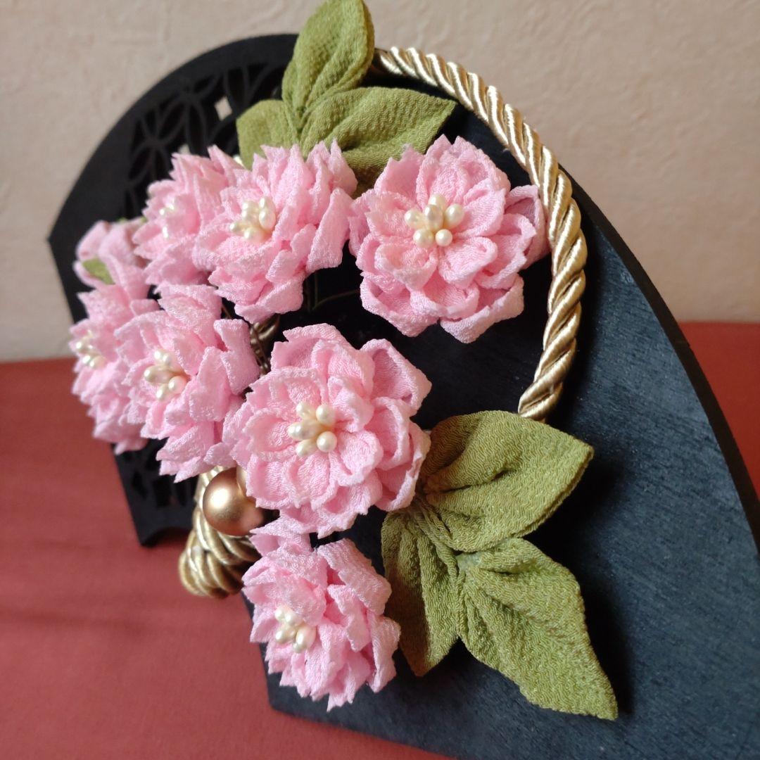 桜飾り　つまみ細工　お花見うさぎ2025　季節飾り　桜うさぎ置き物　春　桜