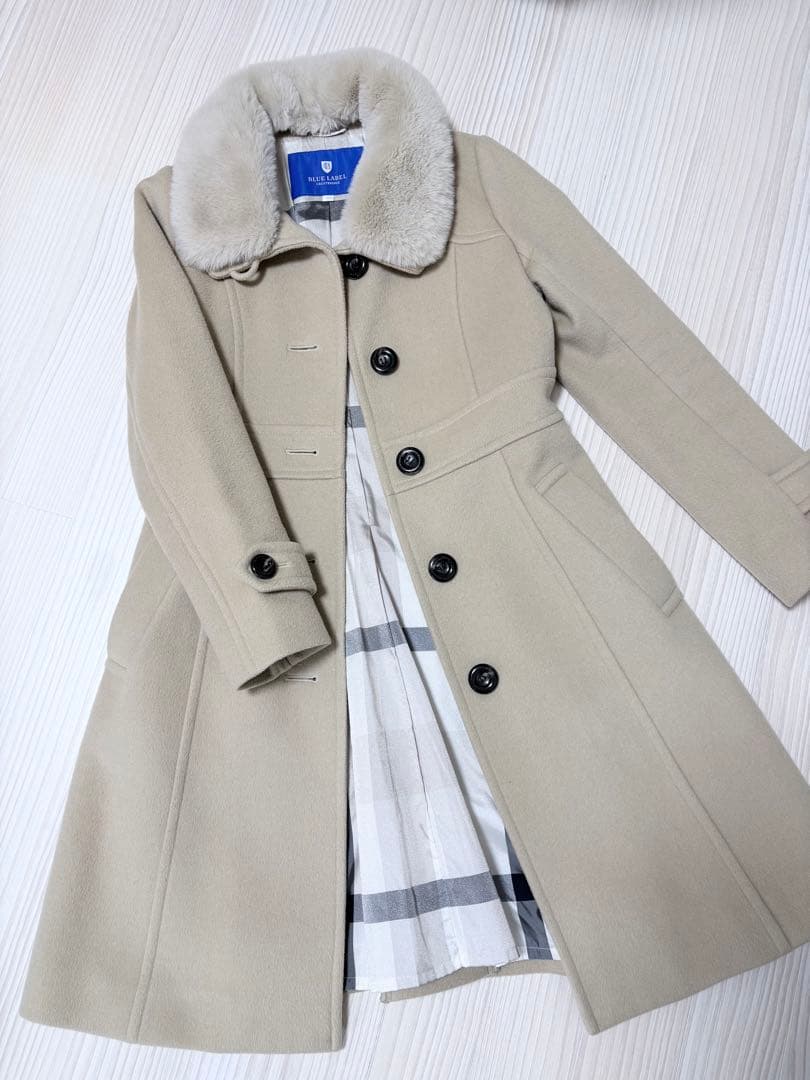 【BLUE LABEL CRESTBRIDGE】 　 -ベージュロングコート−
