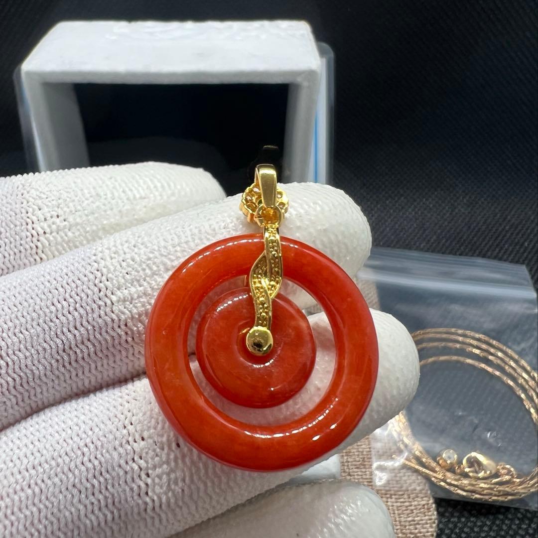 天然オレンジ翡翠の子母平安ボタンのペンダントトップAB1036