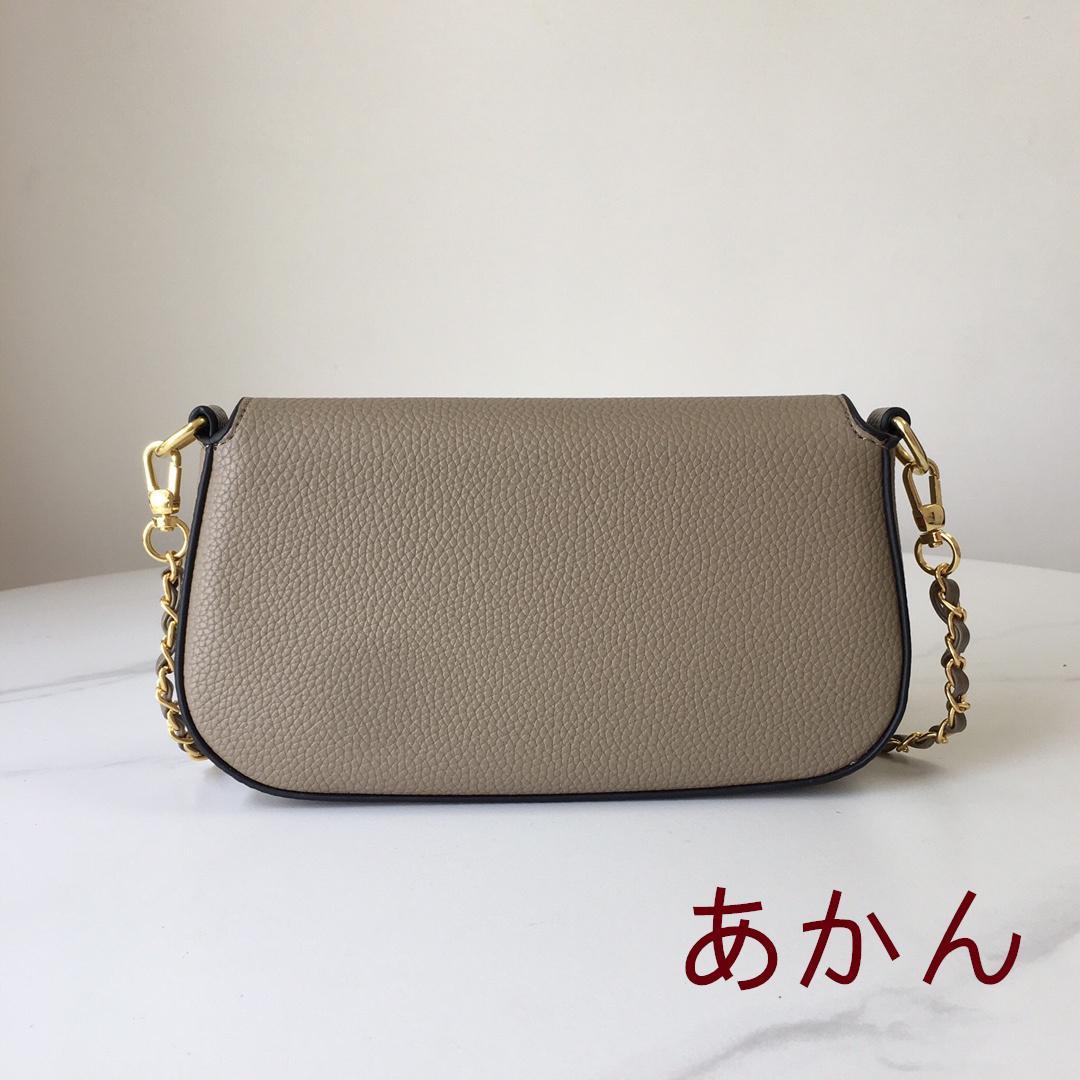 トリーバーチ ショルダーバッググレージュ