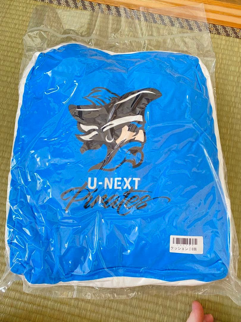 U-NEXTパイレーツ　クッション　直筆サイン色紙　応援バルーン　Mリーグ　美品