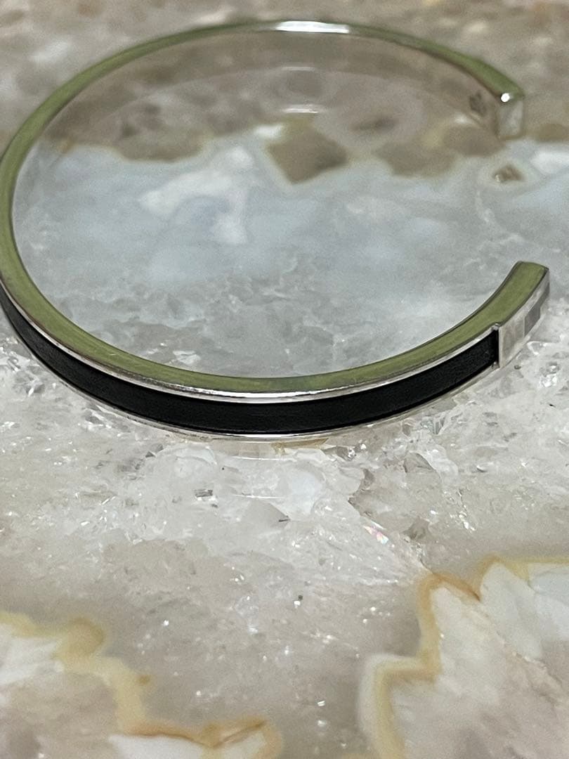 GUCCI グッチ レザー シルバー バングル ブレスレット　希少　ヴィンテージ