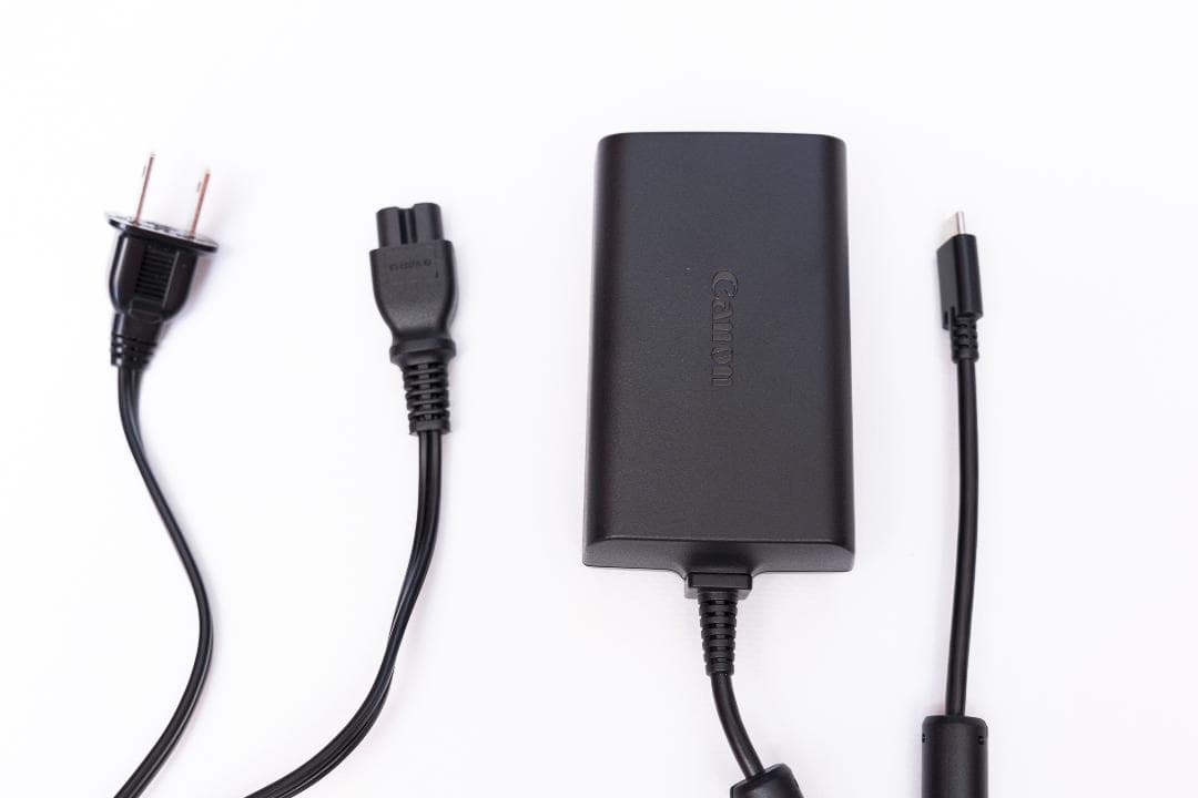 [タイムセール]CANON XA70+大容量バッテリーBP-828×2個セット