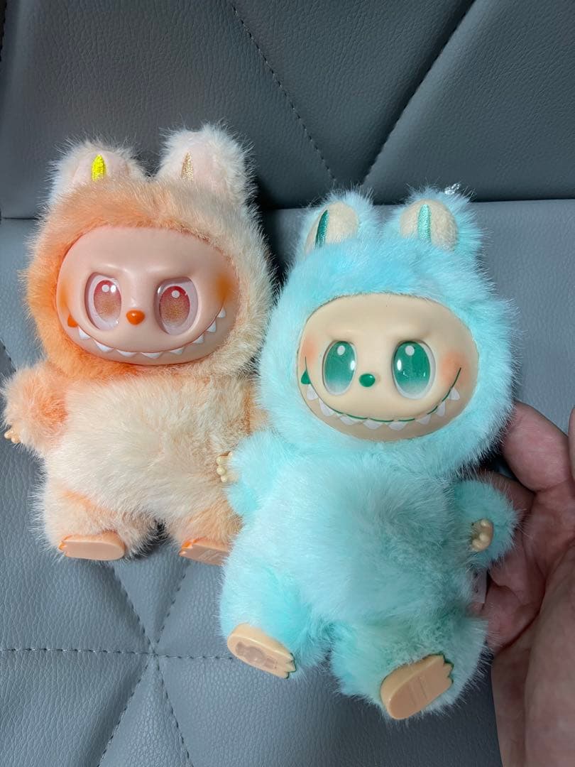 labubu ラブブ キャラクター ぬいぐるみ　2点