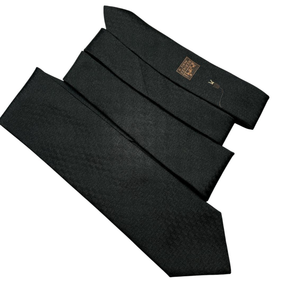 【未使用級】HERMES ネクタイ シルク　 光沢　 黒 フランス製