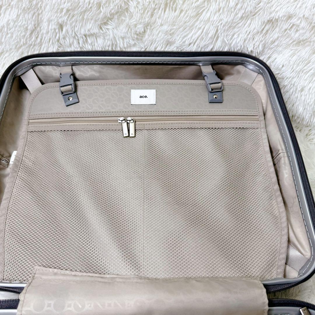 ace. スーツケース パリセイド　35L ホワイトカーボン　TSAロック