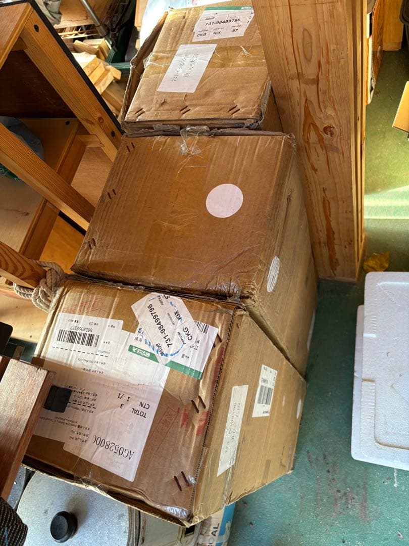 テーブル脚 4本セット 金属製 F字型 71cmが、6セットあります！未使用品