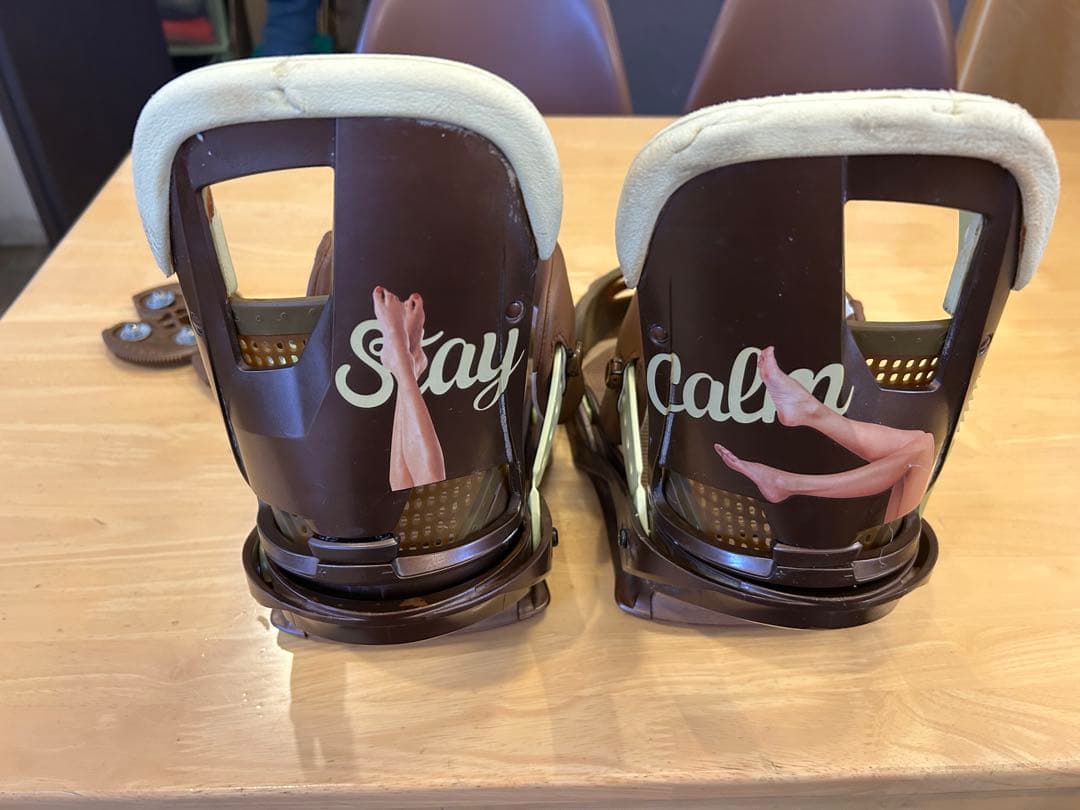 BURTON BINDING　STAY CALM Mサイズ