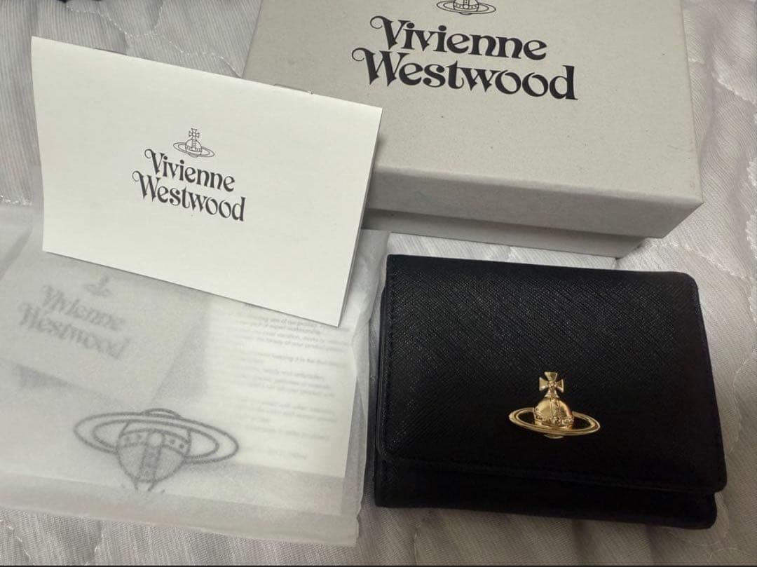 vivienne westwood 三つ折り財布 がま口 立体オーブ