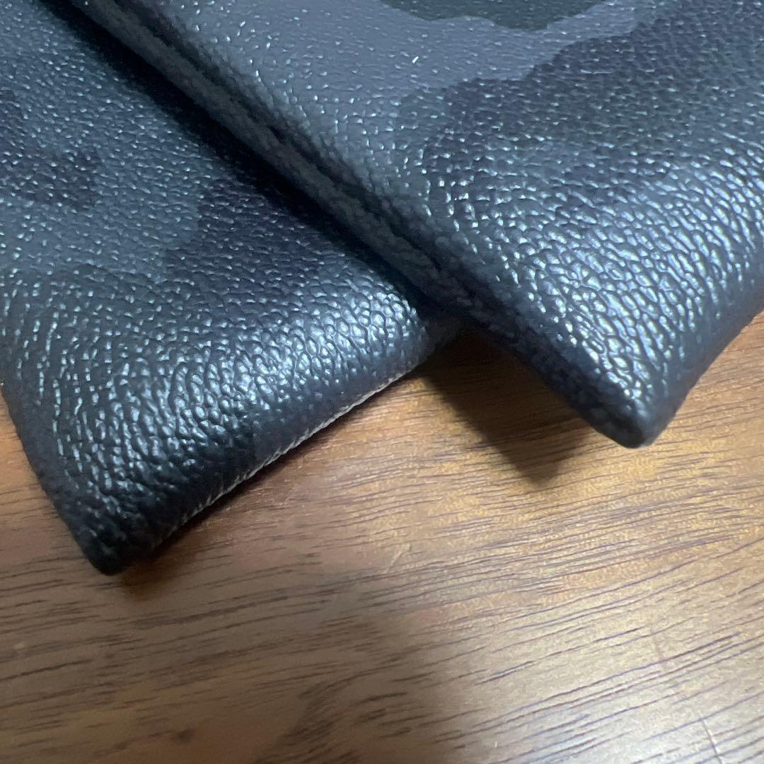 ブラックメッセンジャーバッグ