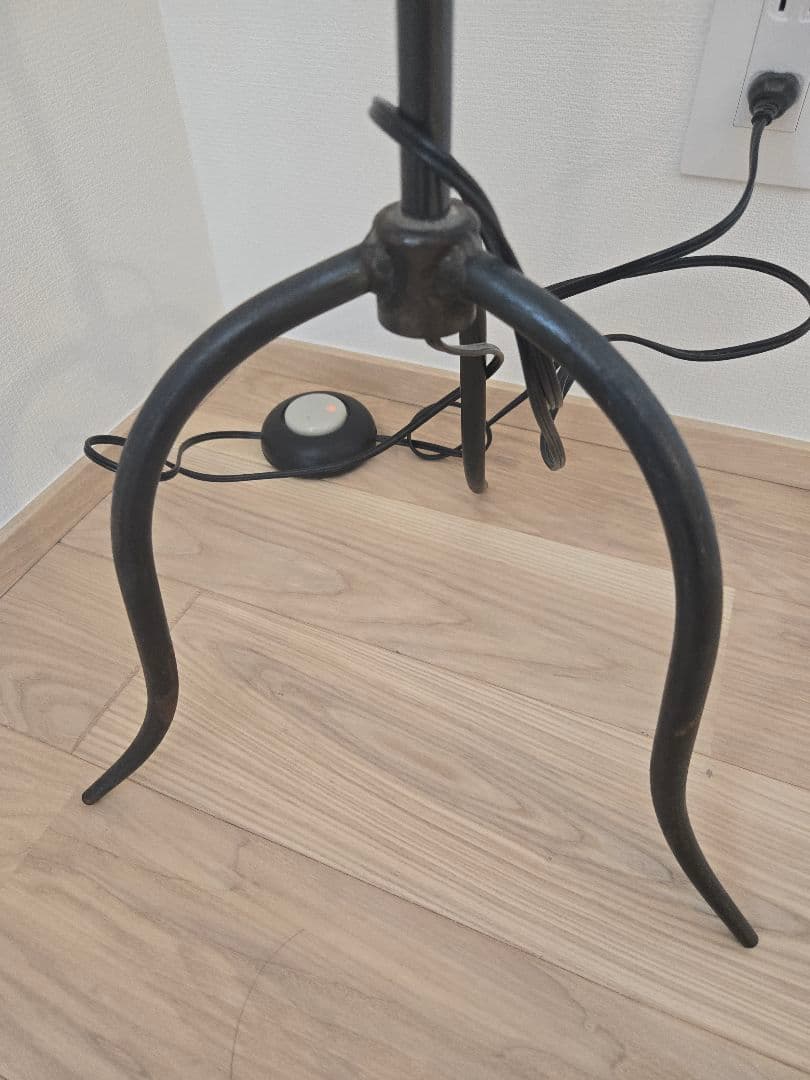 IDÉE　TRIPOD FLOOR LAMP　IDÉE