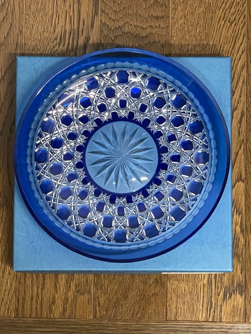 箱付き江戸切子カガミクリスタル　平皿