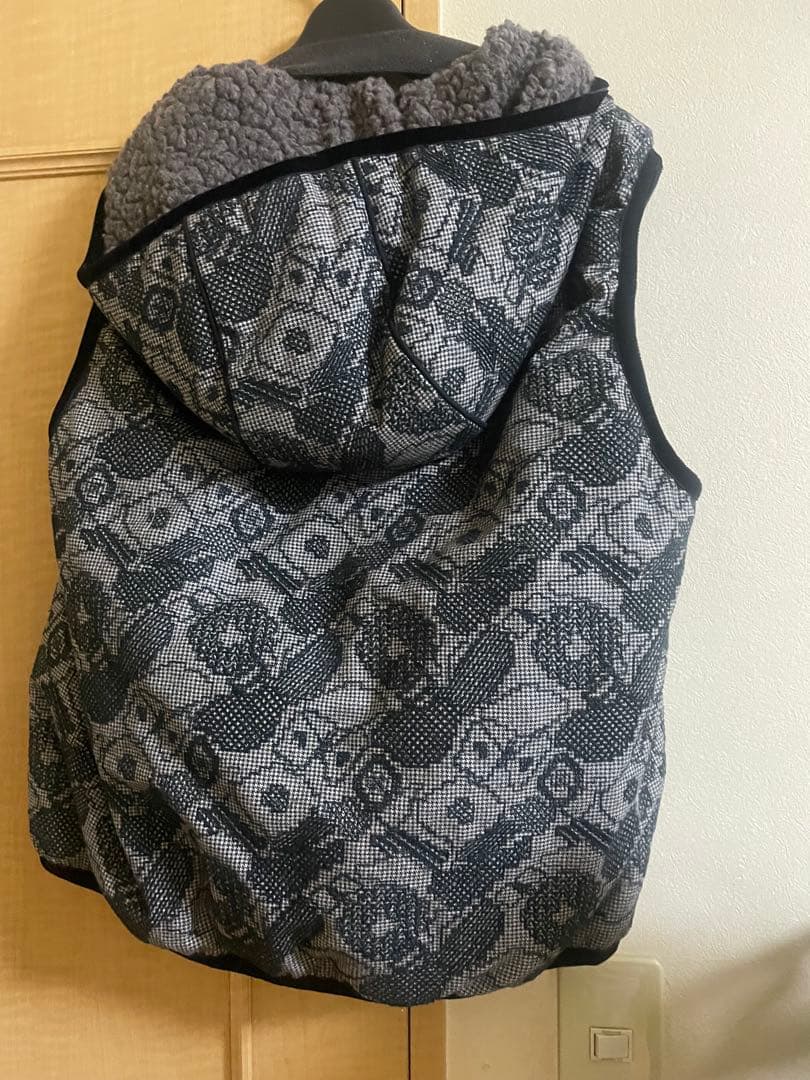 ミナペルホネン　ダウンベスト