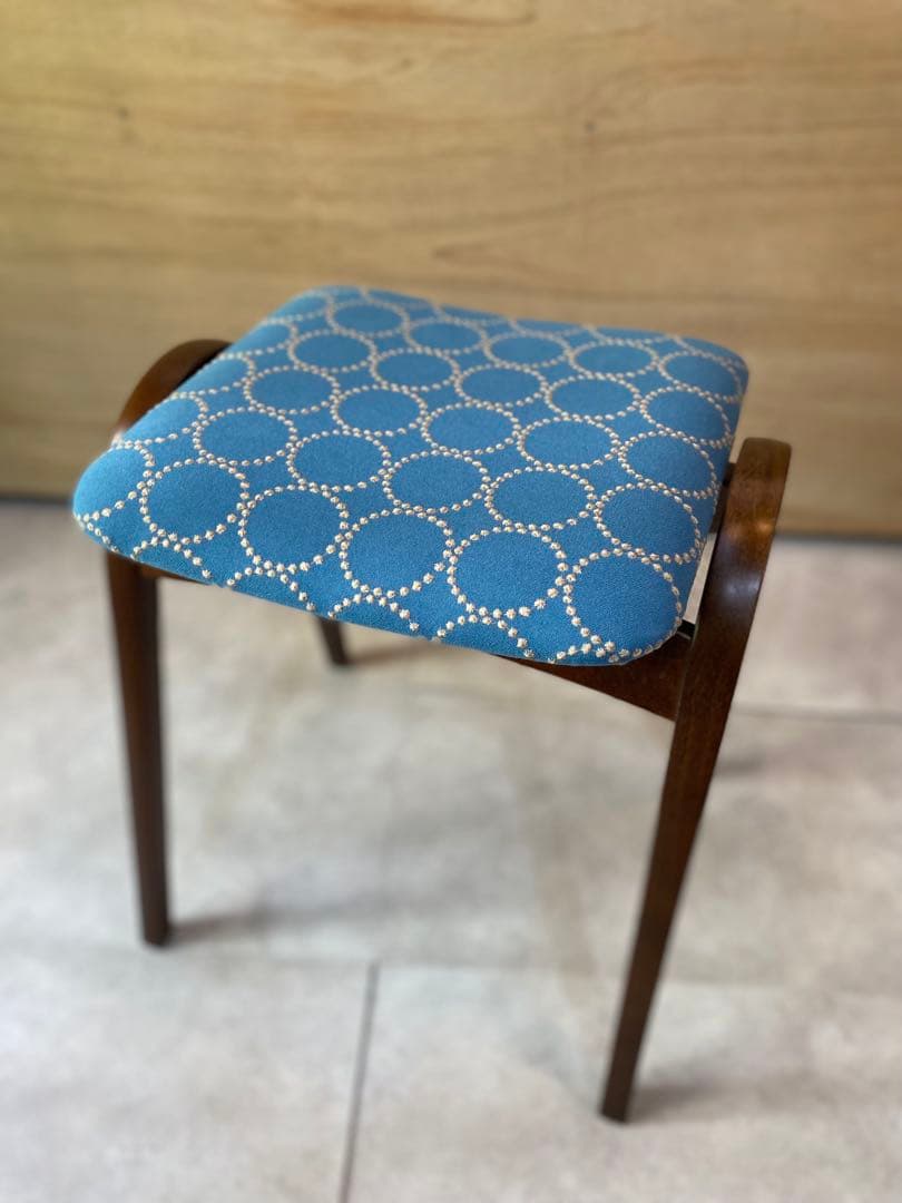 ミナペルホネン 剣持スツール 秋田木工 タンバリン