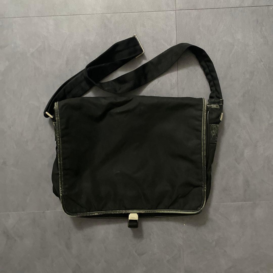 PRADA プラダ メッセンジャーバッグ ショルダーバッグ