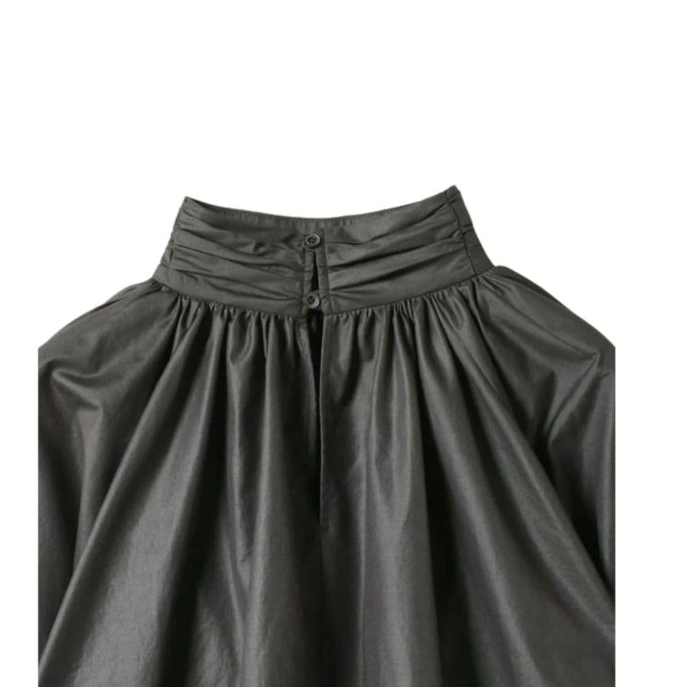 アニュアンス anuans ギャザーディテールデザインブラウス　チャコールグレー