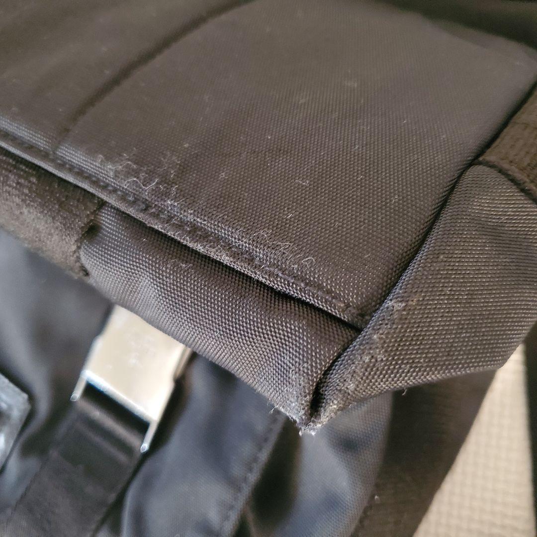 GUCCI　グッチ　ショルダーバッグ　斜め掛け　ナイロン