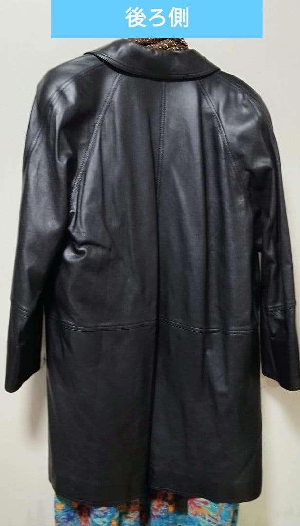 ANNE MARIE BERETTAの高級ラム革コート大きめでゆったり着れます。