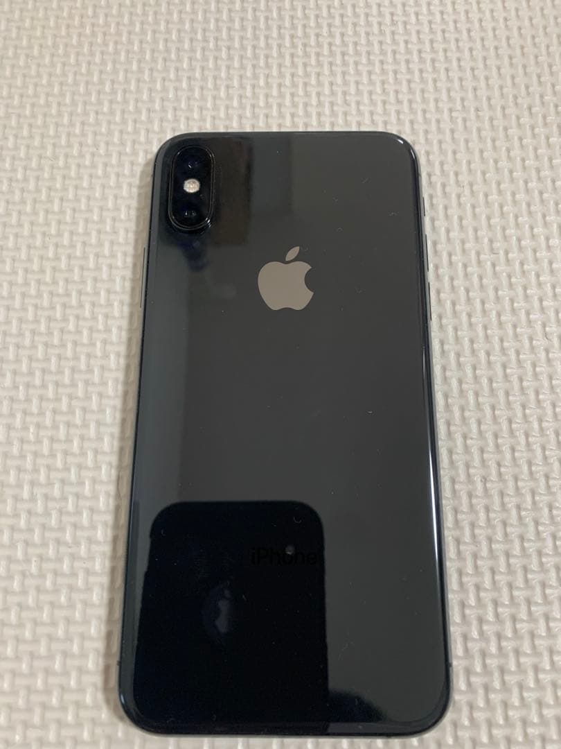 Apple iPhone XS スペースグレー バッテリー74%