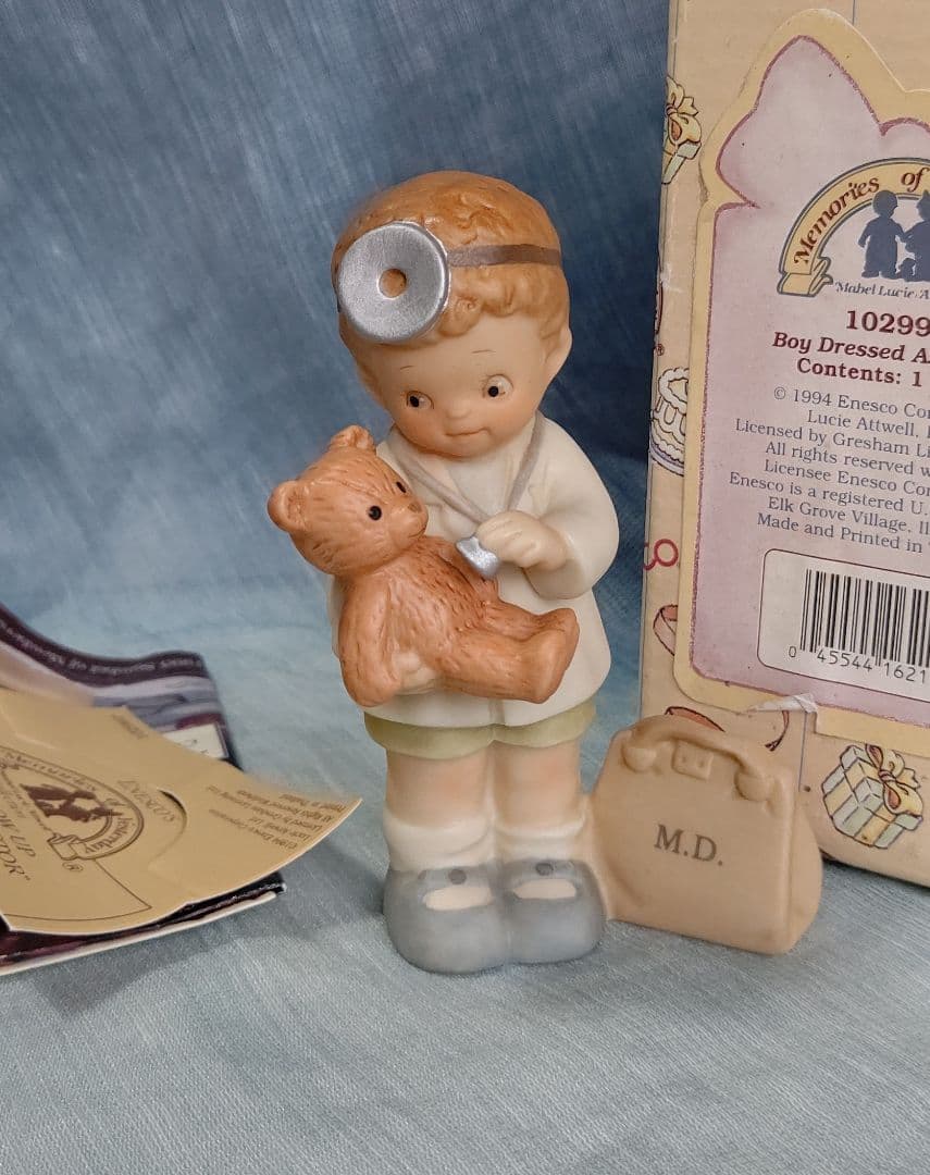 マーベル ルーシー アトウェル \" 大きくなったらお医者さんになりたい \"レア