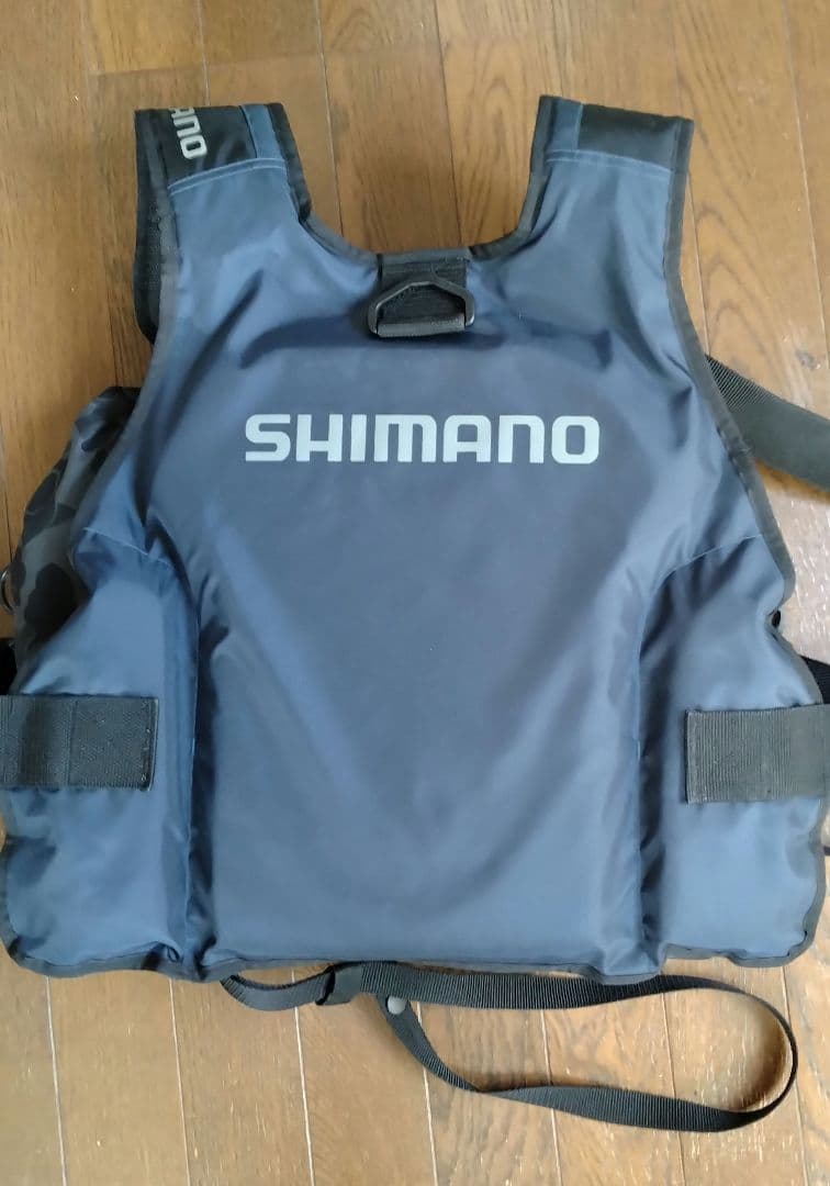 SHIMANO フローティングライフジャケット